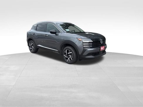 New 2026 Nissan Kicks SV w/ Illumination Package image 7