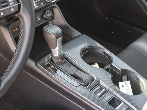 Certified 2025 Honda Civic Sport image 20