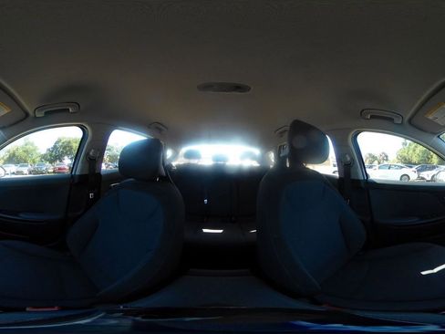 Used 2025 Kia K4 LXS image 44