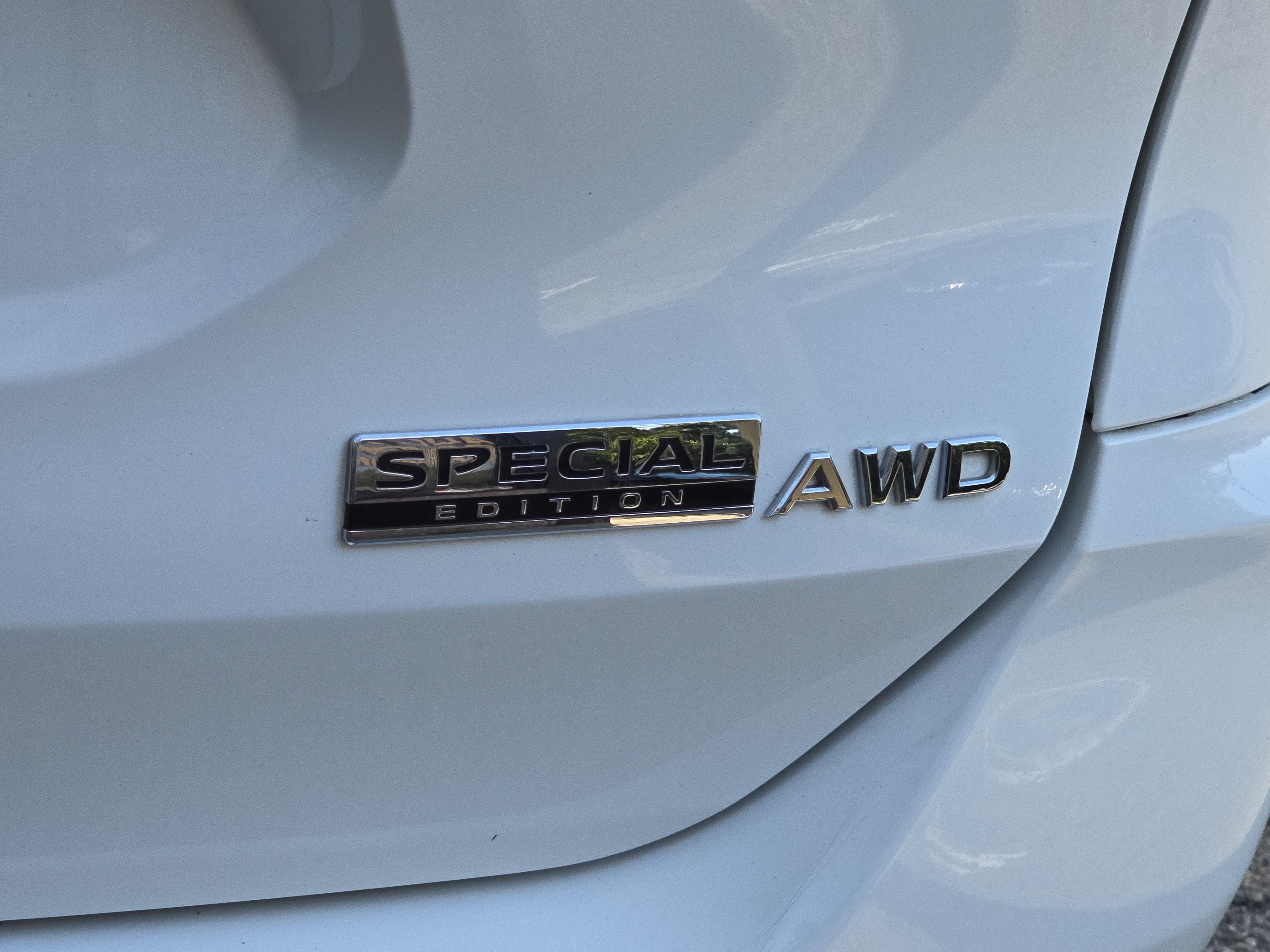 Used 2020 Nissan Rogue S w/ Special Edition Package AWD/4WD image 9