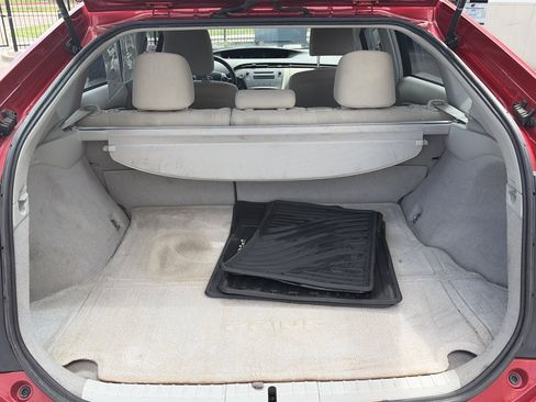 Used 2010 Toyota Prius Five FWD image 28