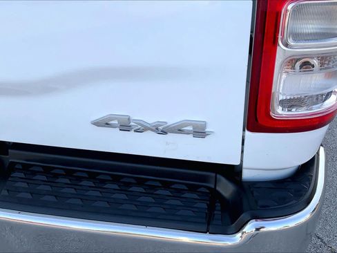 Used 2022 RAM 2500 Tradesman w/ Chrome Appearance Group AWD/4WD image 10