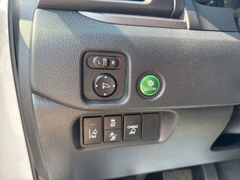 Certified 2021 Honda Ridgeline Sport image 17