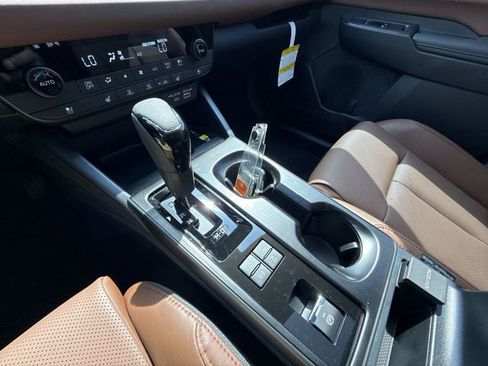 New 2026 Subaru Outback Touring AWD/4WD image 20