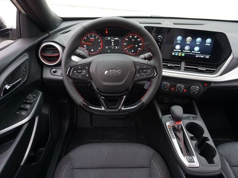 New 2026 Chevrolet Trax RS image 12