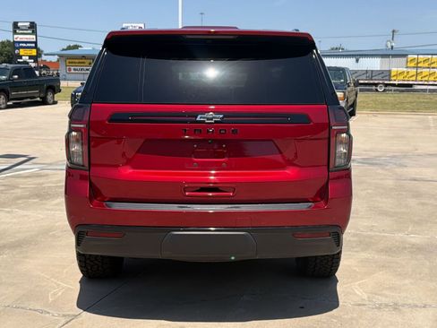 Used 2023 Chevrolet Tahoe Z71 w/ Luxury Package AWD/4WD image 10