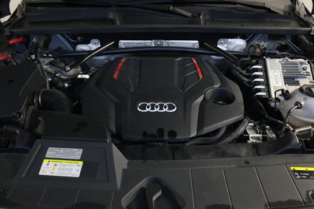 Used 2022 Audi SQ5 Prestige w/ Prestige Package AWD/4WD image 34