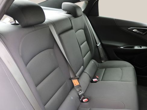 Used 2025 Chevrolet Malibu LT FWD image 15