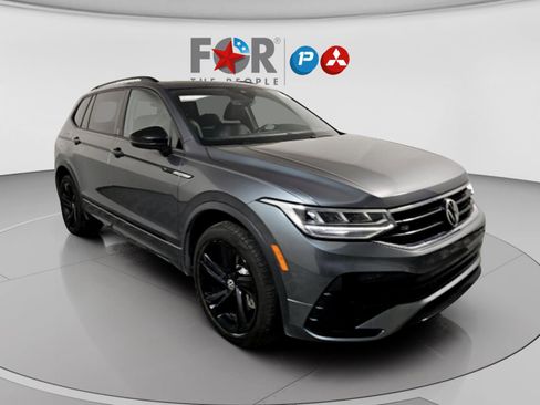 Used 2023 Volkswagen Tiguan SE R-Line image 5