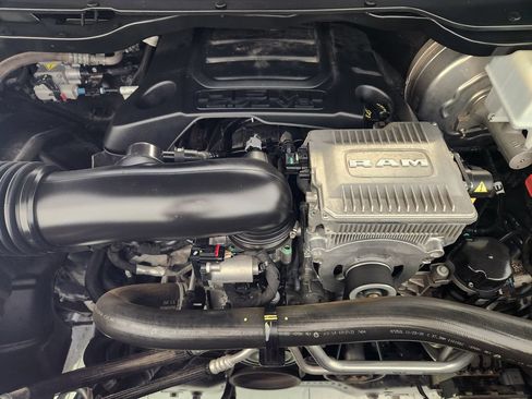Used 2021 RAM 1500 Laramie RWD image 33