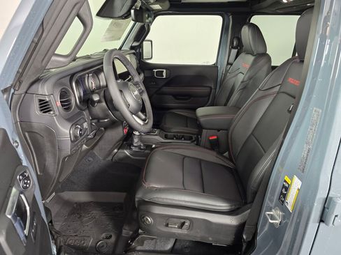 New 2026 Jeep Wrangler Unlimited Rubicon image 19