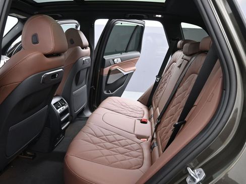 New 2026 BMW X5 xDrive50e AWD/4WD image 36