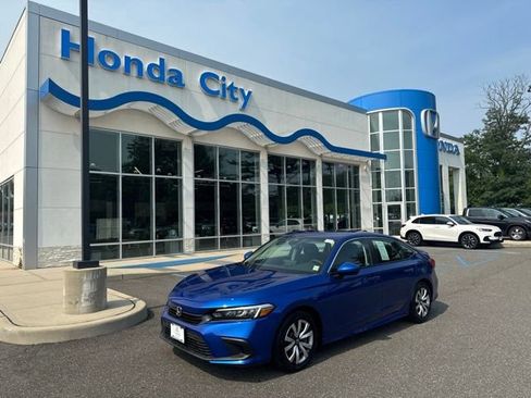 Certified 2023 Honda Civic LX image 2
