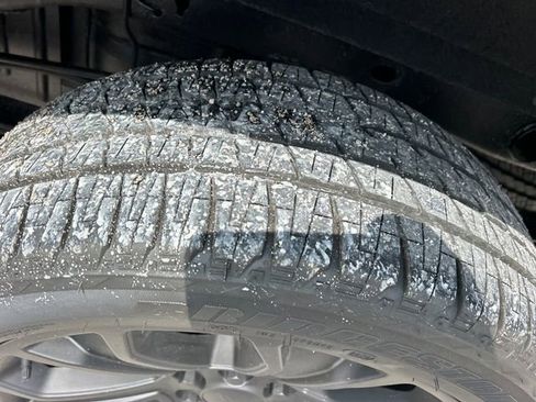 Used 2018 Chevrolet Silverado 1500 High Country image 53