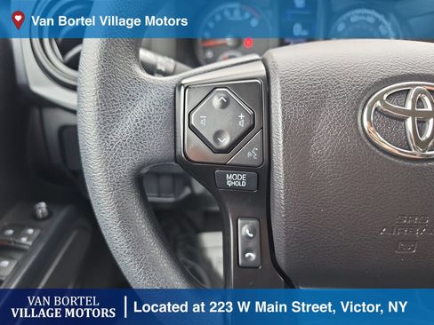 Used 2021 Toyota Tacoma SR AWD/4WD image 14