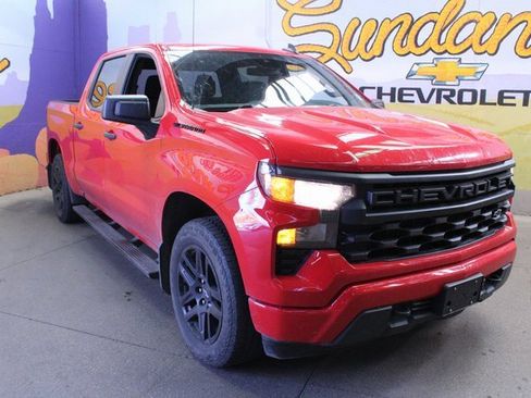 Used 2022 Chevrolet Silverado 1500 Custom image 4