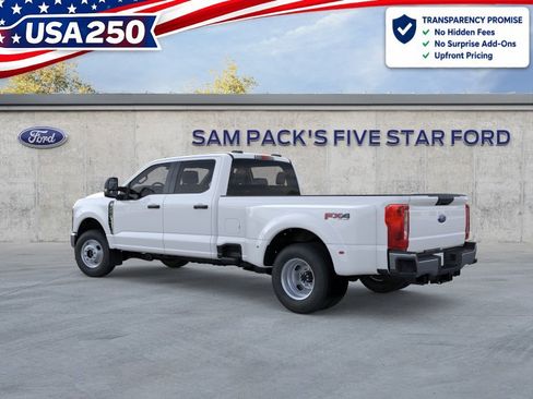 New 2025 Ford F350 XL w/ FX4 Off-Road Package AWD/4WD image 4