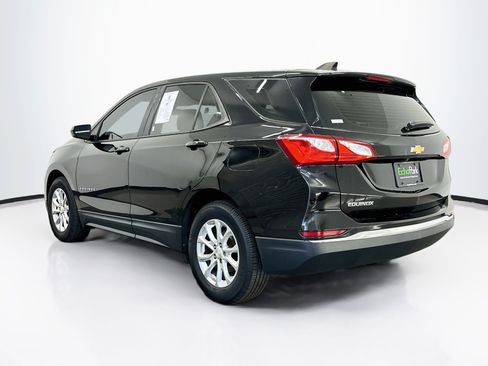 Used 2018 Chevrolet Equinox LS FWD image 5