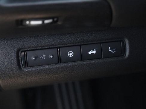 New 2026 Nissan Pathfinder Platinum AWD/4WD image 13