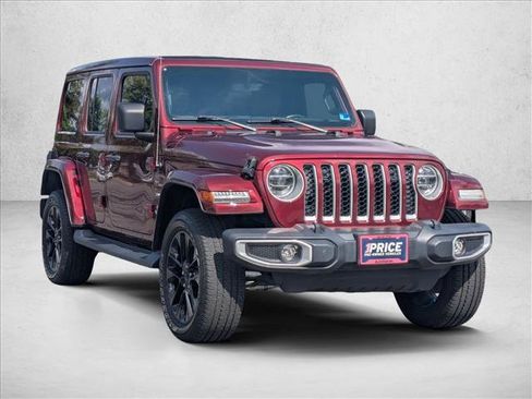 Used 2021 Jeep Wrangler Unlimited Sahara w/ Cold Weather Group AWD/4WD image 3