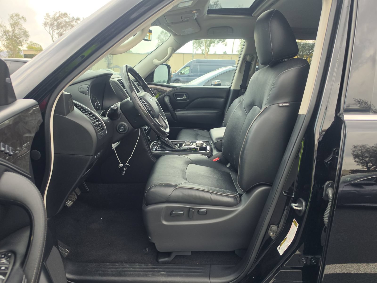 Used 2020 INFINITI QX80 Luxe w/ Proassist Package AWD/4WD image 6