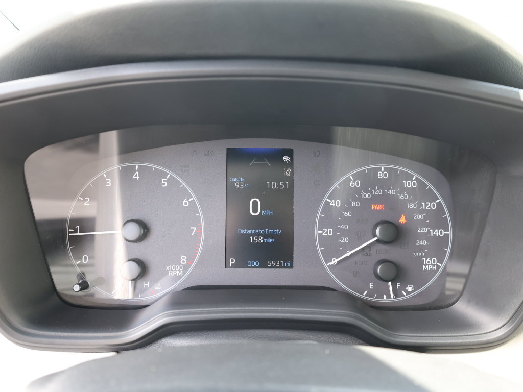 Used 2025 Toyota Corolla LE FWD image 33
