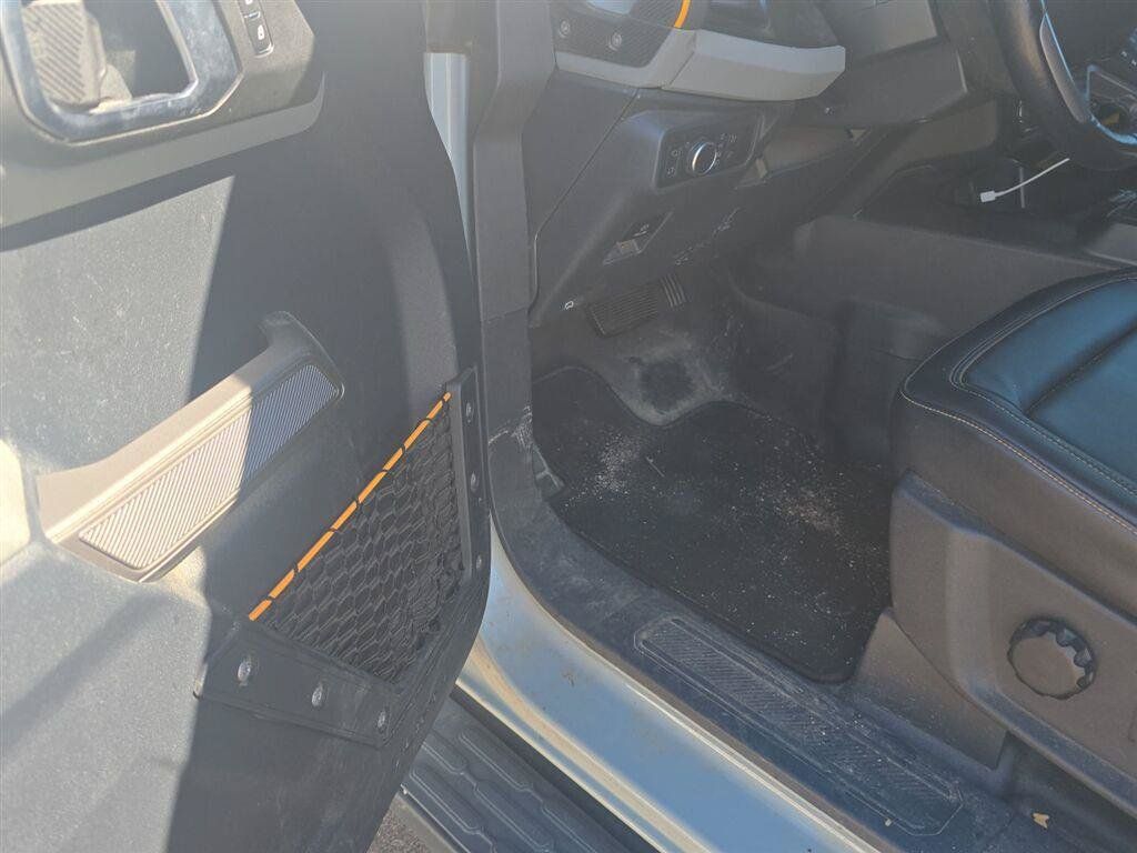 Used 2022 Ford Bronco Badlands AWD/4WD image 7