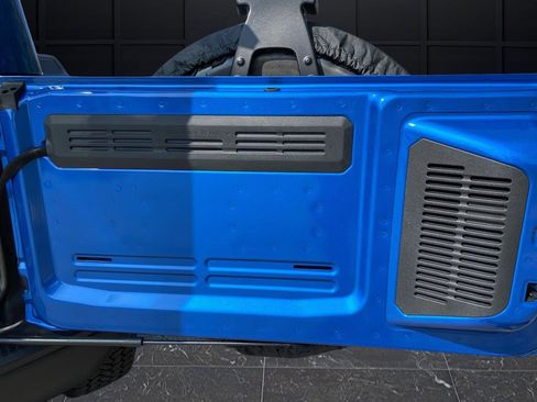 New 2025 Ford Bronco Badlands w/ Sasquatch Package image 17