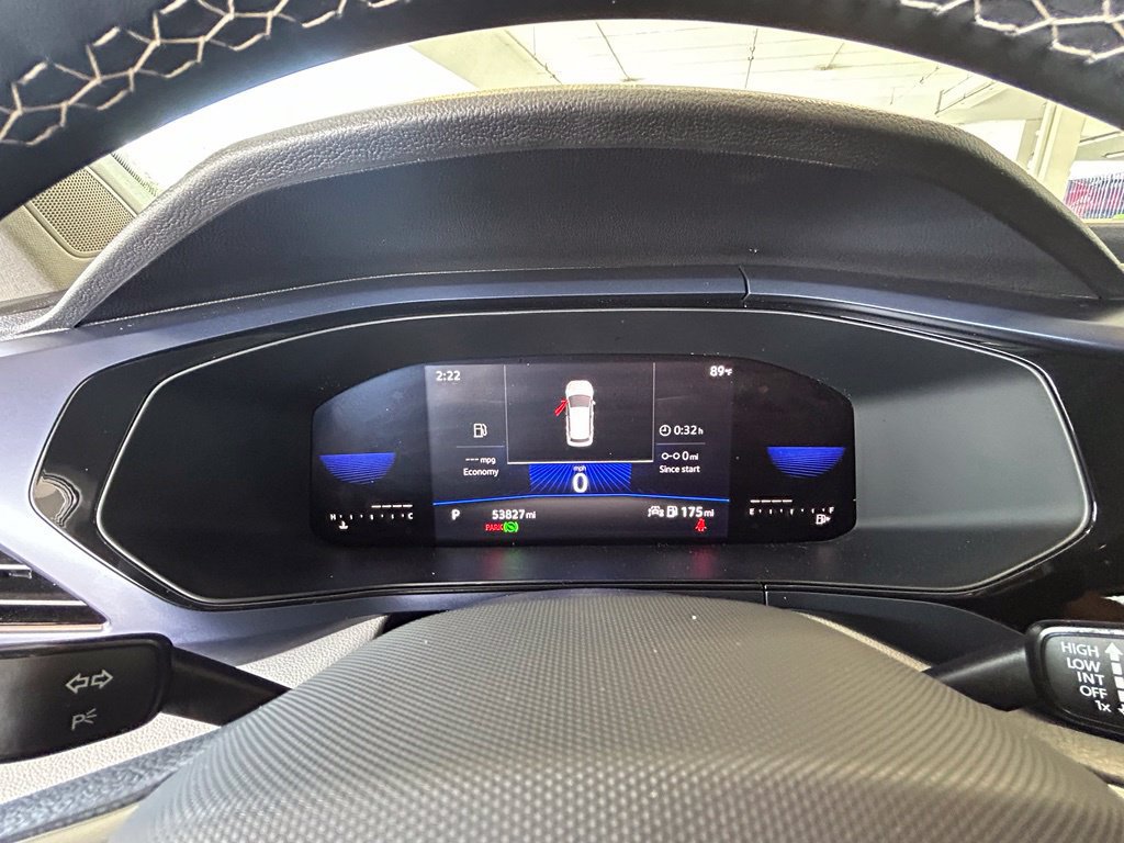 Used 2022 Volkswagen Taos SE FWD image 38
