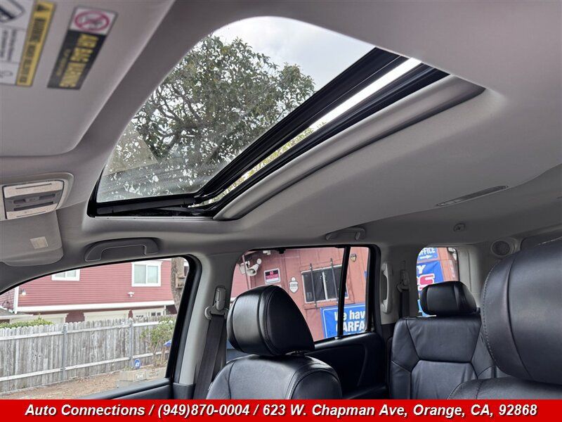 Used 2010 Honda Pilot Touring image 23
