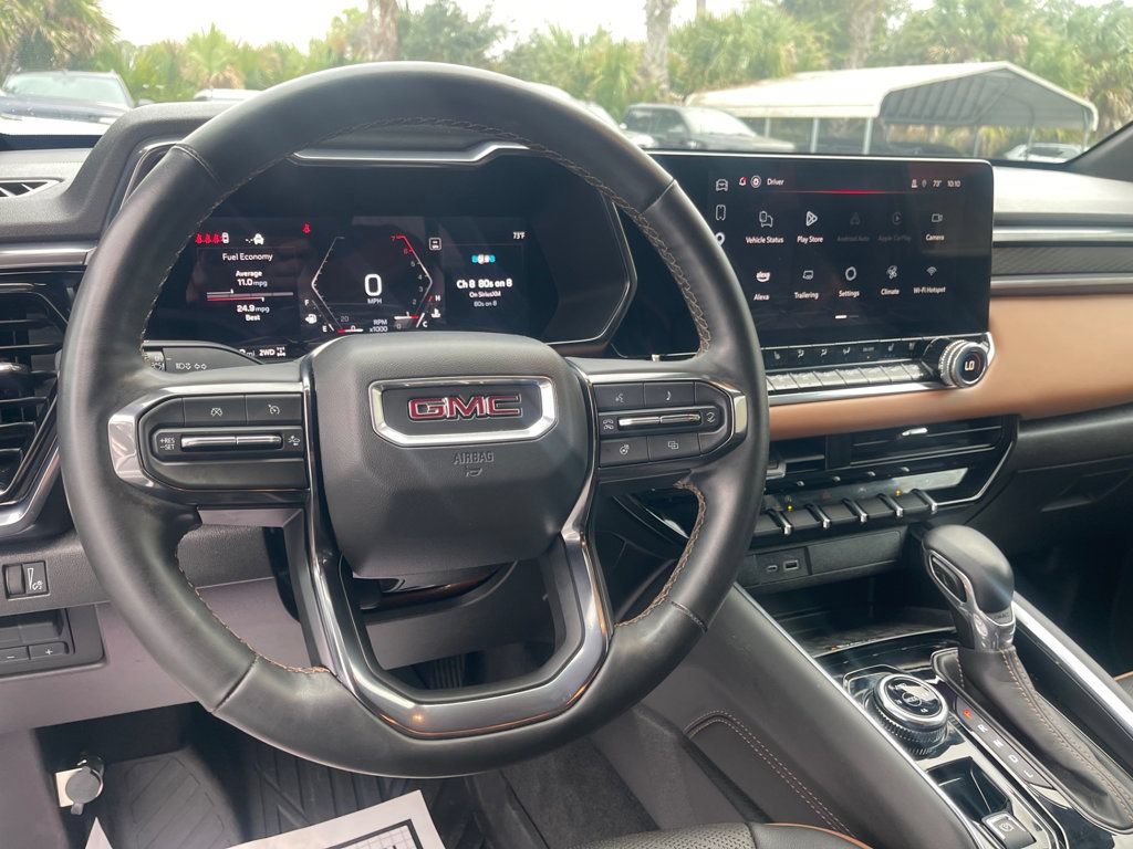 Used 2025 GMC Canyon AT4 w/ AT4 Premium Package AWD/4WD image 15