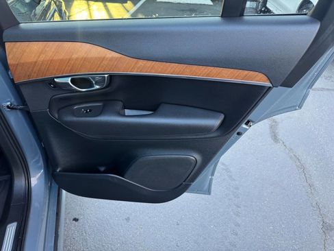 Used 2021 Volvo XC90 T8 Inscription Expression w/ Protection Package Premier image 19