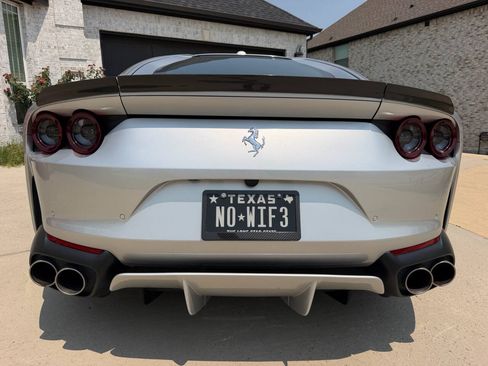 Used 2020 Ferrari 812 Superfast RWD image 14