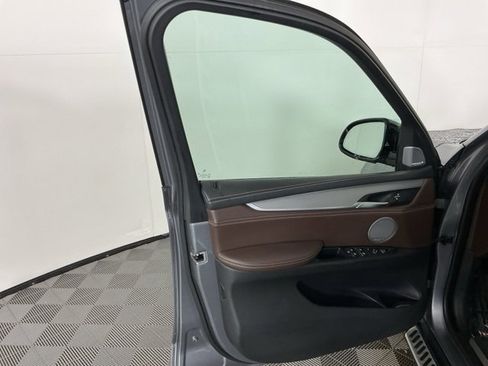Used 2018 BMW X5 xDrive50i w/ Dynamic Handling Package image 14