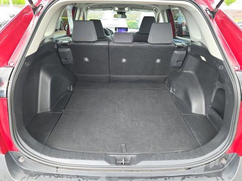 Used 2023 Toyota RAV4 XLE AWD/4WD image 40