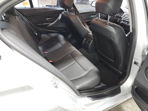 Used 2016 BMW 320i xDrive Sedan image 18
