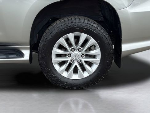 Used 2022 Lexus GX 460 Premium w/ Premium Package AWD/4WD image 31