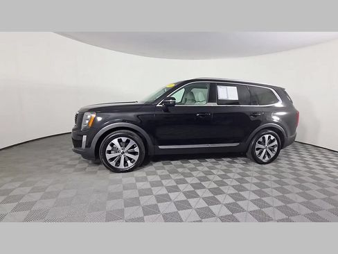 Used 2022 Kia Telluride EX w/ EX Premium Package FWD image 49