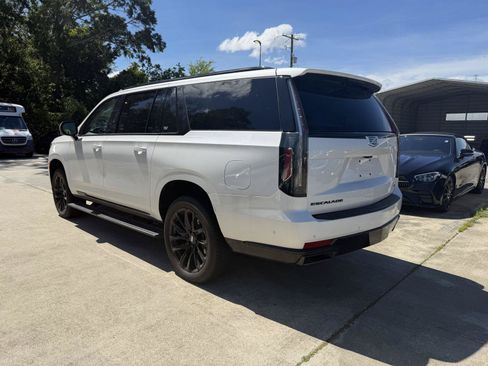 Used 2024 Cadillac Escalade ESV Sport Platinum w/ LPO, ONYX Package AWD/4WD image 20