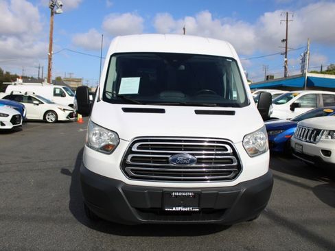Used 2017 Ford Transit 150 XLT image 2