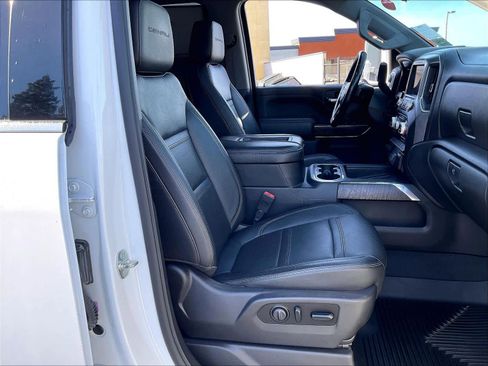 Used 2020 GMC Sierra 2500 Denali w/ Denali Ultimate Package image 10