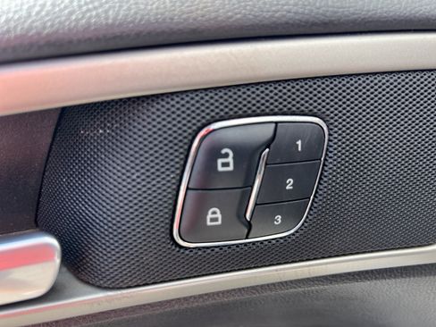 Used 2016 Ford Fusion SE w/ Equipment Group 202A image 14