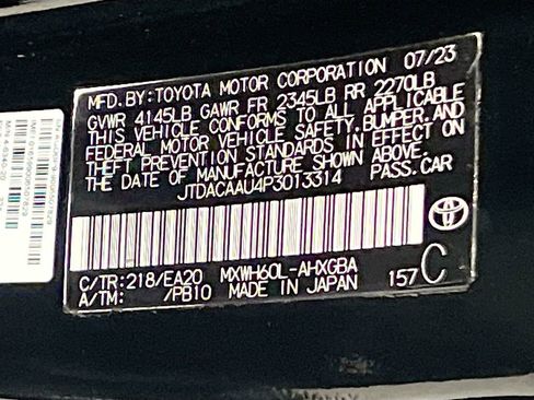 Used 2023 Toyota Prius XLE image 31