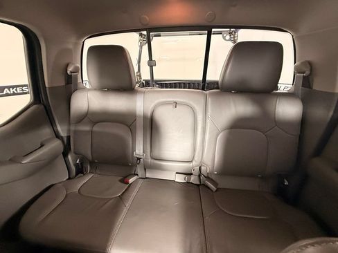 Used 2015 Nissan Frontier SL AWD/4WD image 45