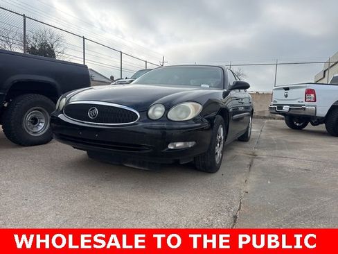 Used 2007 Buick LaCrosse CX image 2