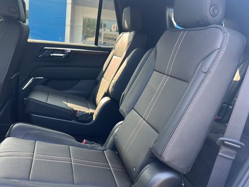 New 2026 Chevrolet Tahoe High Country AWD/4WD image 15