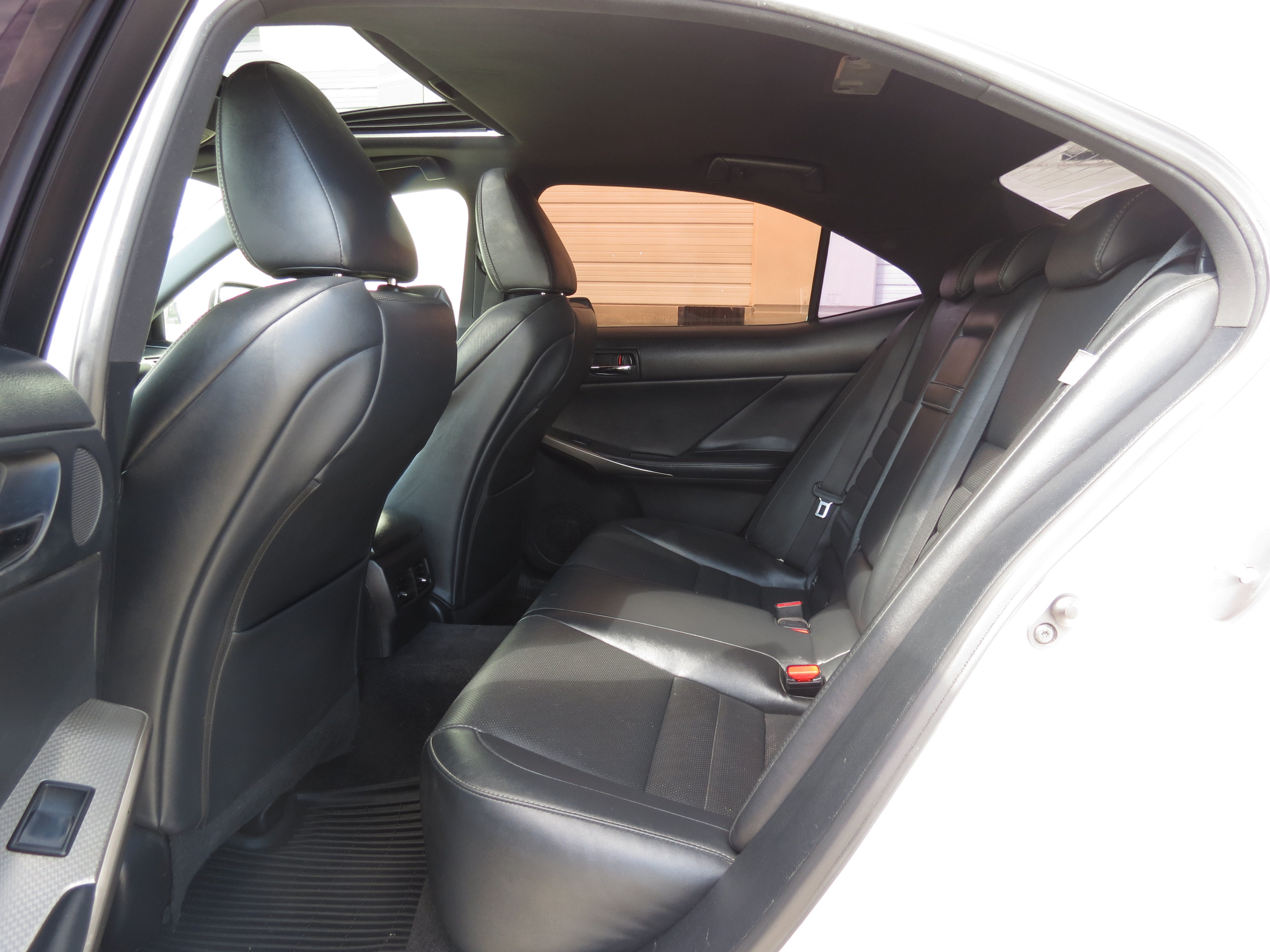 Used 2014 Lexus IS 350 w/ F Sport Package RWD image 27