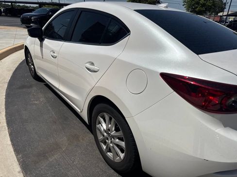 Used 2015 MAZDA MAZDA3 i Grand Touring FWD image 3