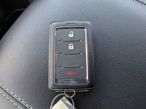 Used 2025 Jeep Grand Cherokee Laredo X image 31