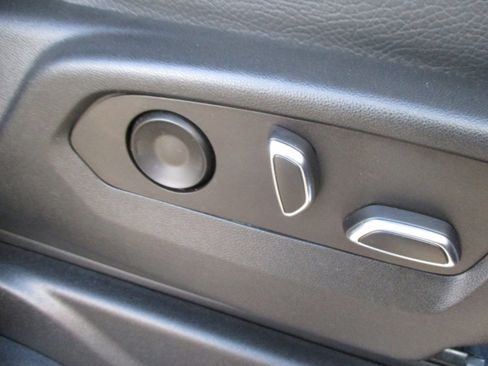 Used 2022 GMC Yukon XL Denali w/ Max Trailering Package image 45